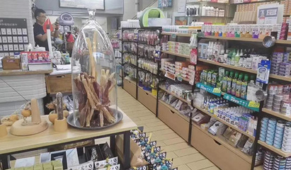 疫情下的“宠物经济学” 欧美宠物用品为何被疯抢，玩具销售为何异军突起？